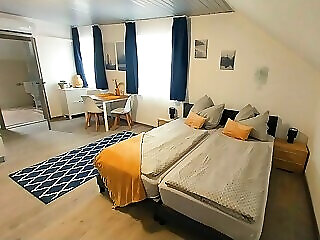 Oazis Apartmanhaz Balatonalmadi