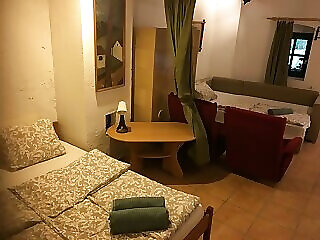 Nyitva Apartman Balatonfured
