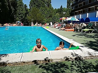 Neptun Apartmanhaz Platansor Balatonfoldvar