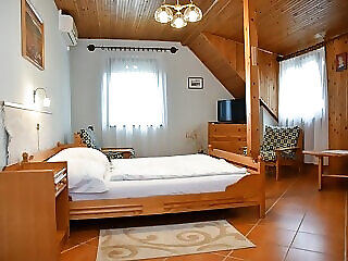 Livia Apartman Balatonalmadi
