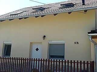 Beatrix Apartmanhaz Balatonrendes