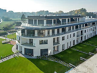 Vadrozsa Apartman Keszthely