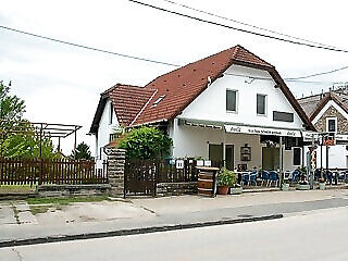 Encian Apartmanhaz Tihany