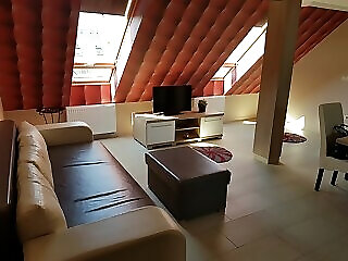 Vi No Apartman Sarvar
