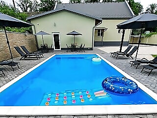 Ella Sun Apartman**** Mako