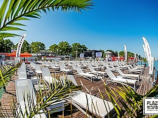 Plazs Wellness Apartman Siofok