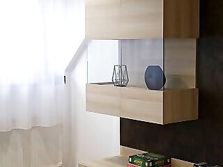 Tron Apartman 2 Siklos