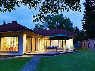Hajnal Nyaralohaz Balatonfenyves