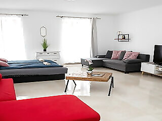 Kossuth Apartmanhaz Tata