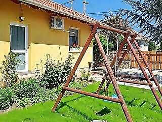 Lena Apartman Vecses