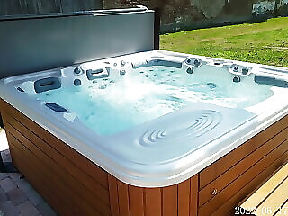 Almafas Jacuzzis Vendeghaz Orseg Kerkakutas