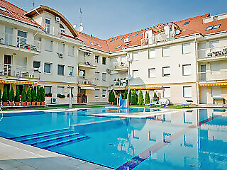 Gabi Es Gabi Apartmanok Hajduszoboszlo