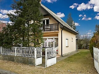 Bencs Nyaralo Balatonmariafurdo