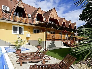 Rajna Villabridge Spa Bogács