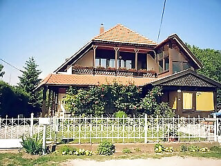 Erzsebet Haz Gyenesdias