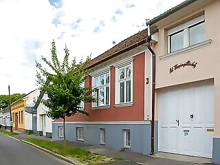 Art Maganszallashely Debrecen