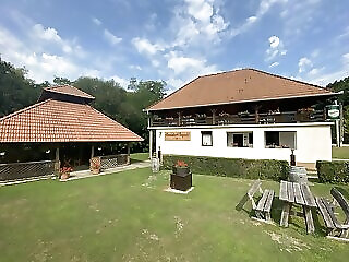 Almaskert Fogado Zebegeny