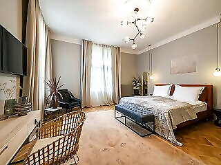 Nest Szallashely Gyor