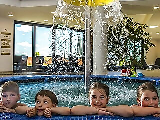 Castellum Hotel Holloko