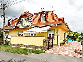 Gorzo Nyaralo Balatonmariafurdo