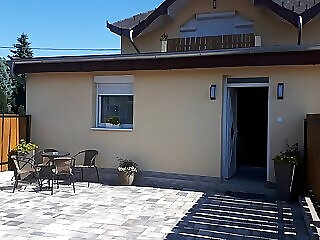 G Es G Apartman Vonyarcvashegy