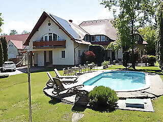 Kunszler Apartmanhaz Zamardi