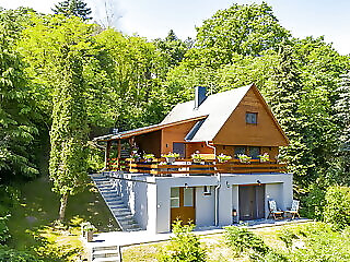 Mar Varta Lak Erdei Wellness Vendeghaz**** Esztergom