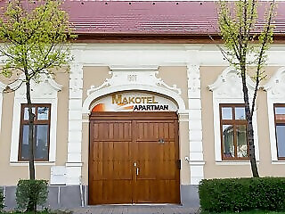 Makotel Apartmanhaz Mako