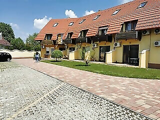 Tiborc Apartman Gyula