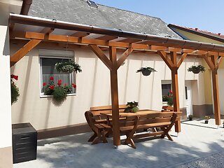 Bokreta Apartman Olaszfalu szállás