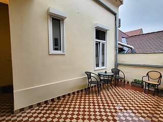 City Bell Apartman Szekesfehervar szállás