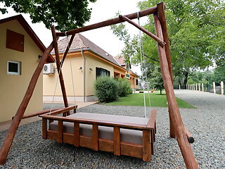 Szazesztendos Reveszhaz Apartman Szigetmonostor szállás