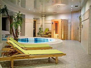 Hozam Wellness Es Apartman Szolnok szállás