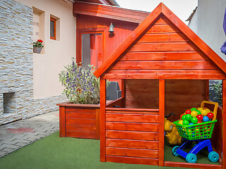 Varkanyar Apartmanok Tata szállás