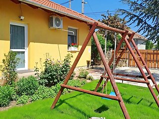 Lena Apartman Vecses szállás
