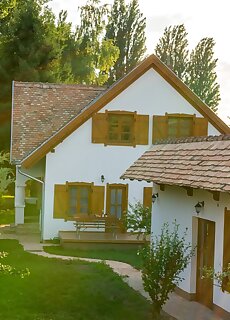 Hajnalka Apartman Badacsonytomaj