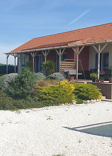 Buzavirag Apartmanhaz Balatonakali