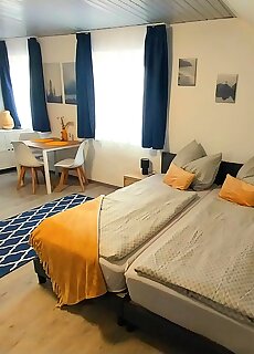 Oazis Apartmanhaz Balatonalmadi