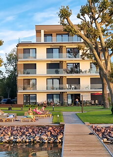 Platan Holiday Apartman Balatonboglar