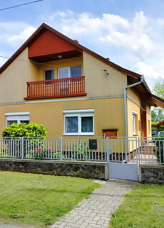 Klara Apartmanok Balatonboglar