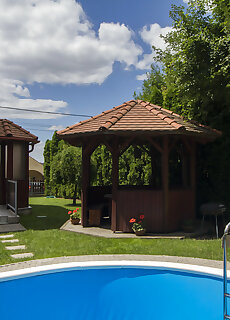 Szepkilatas Apartmanhaz Balatonfuzfo