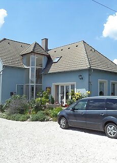 Hullay Apartmanhaz Balatongyorok