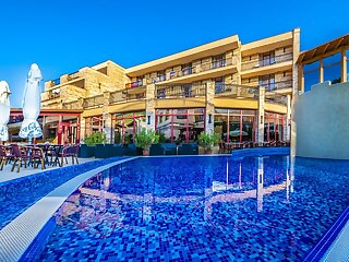 Hotel Kapitany Wellness Sumeg szállás