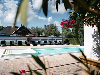 Hunor Hotel Es Etterem Vasarosnameny szállás