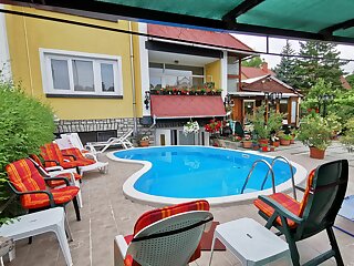 Holiday Panzio Balatonfured szállás