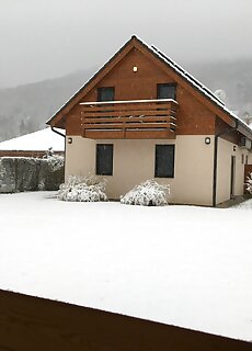 Dunazug Apartmanhaz Domos