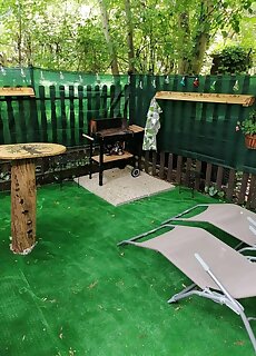 Negy Szarvas Apartman Gardony