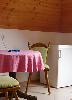 Relax Apartman Vorosmarty Utca Gyenesdias