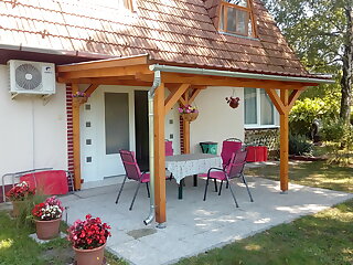 Balcsi Parti Apartman Balatonmariafurdo szállás