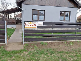 Ha Ni Vendeghaz Abadszalok szállás